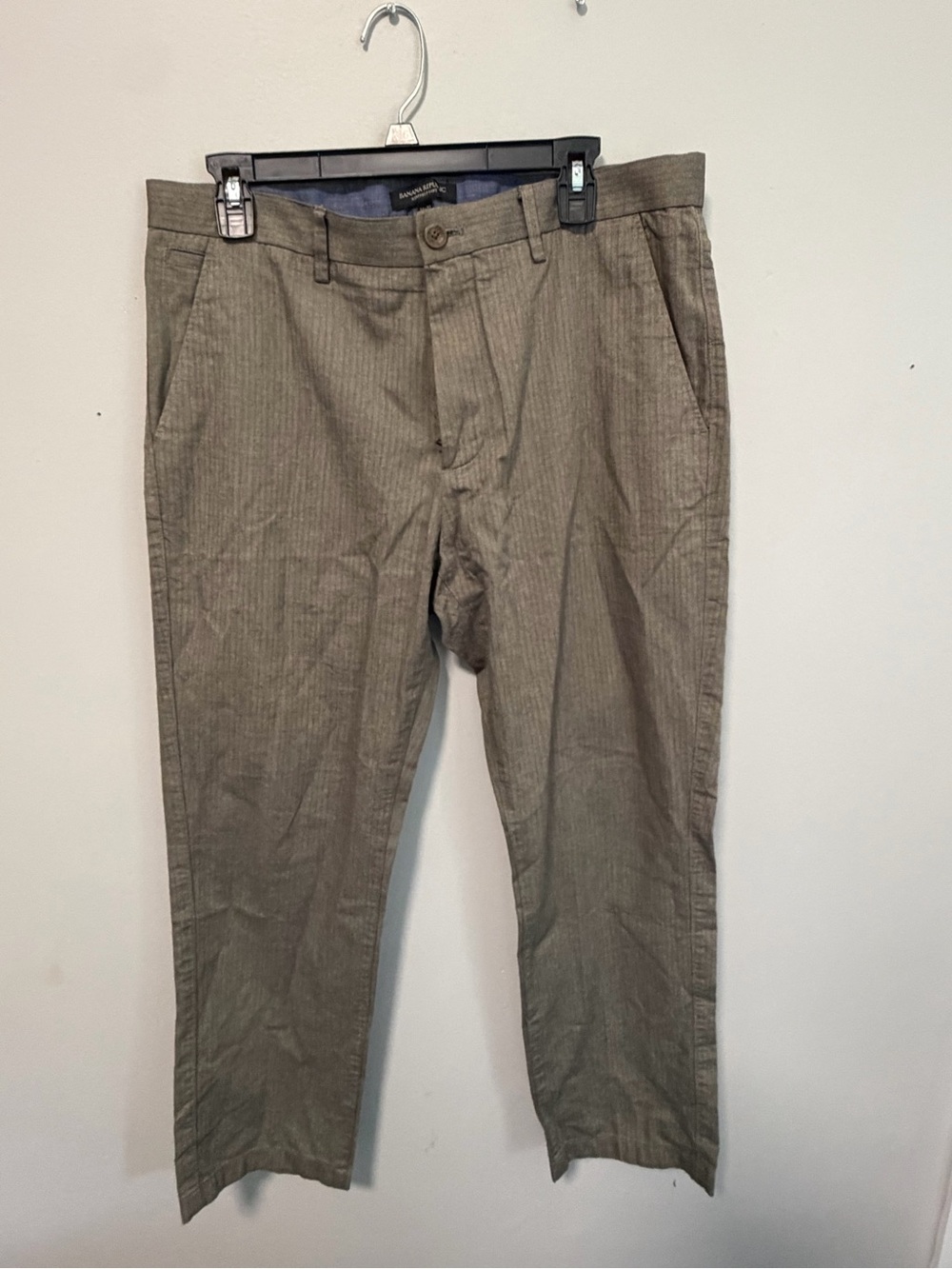 Banana Republic Men’s Kentfield Brown Dress Pants - size 34x30